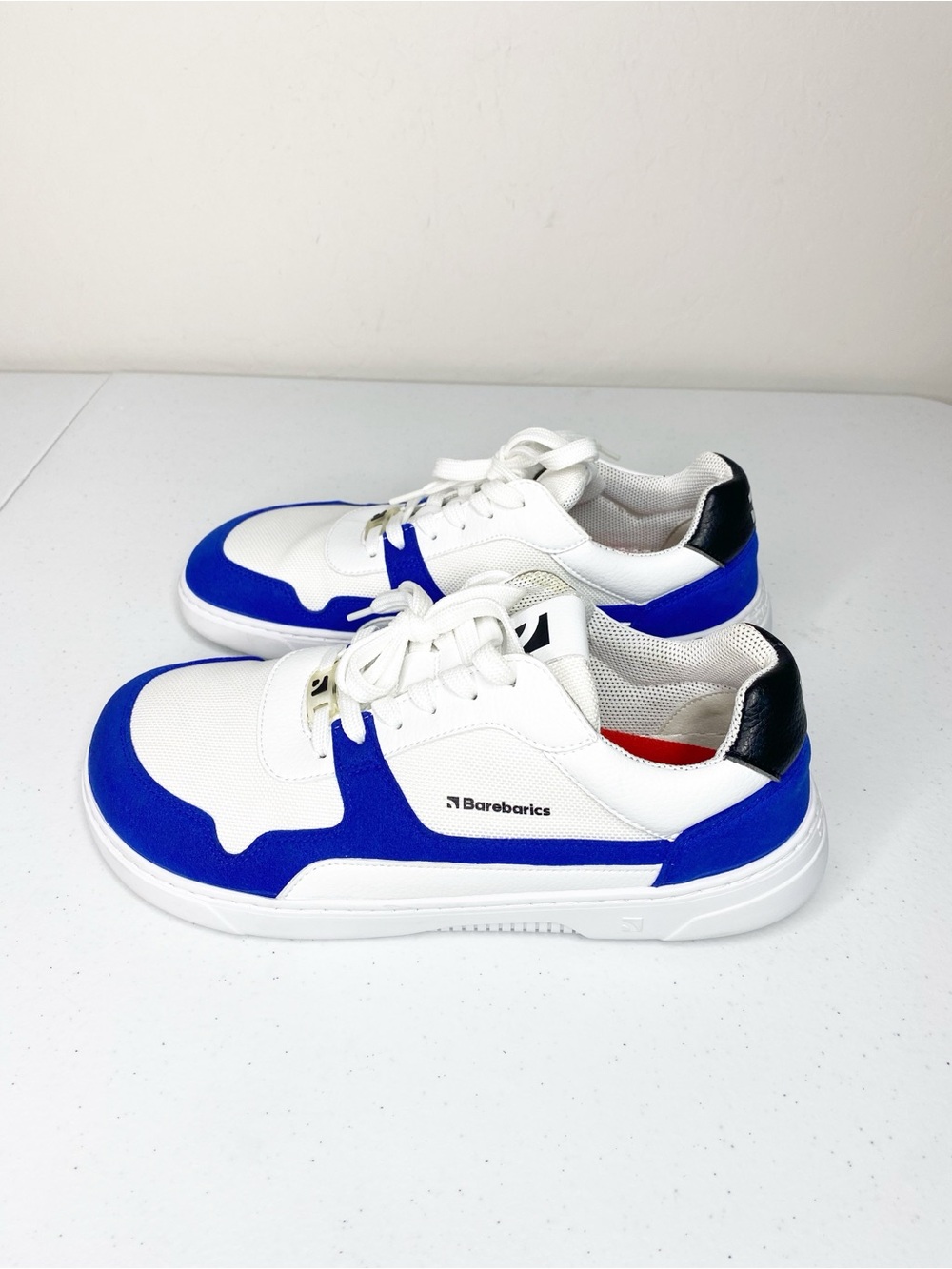 Barebarics Zing Barefoot Wide Toe Box Minimalist Sneakers in White & Blue Size 7